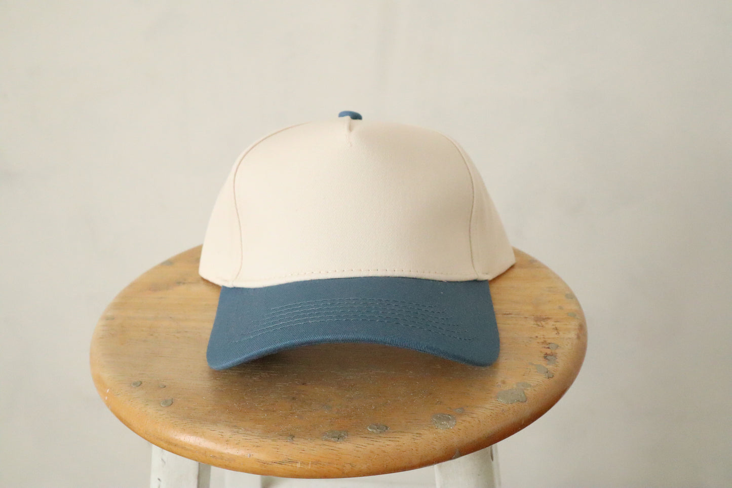 Wholesale Blank Baseball Cap Two Tone Baseball Cap