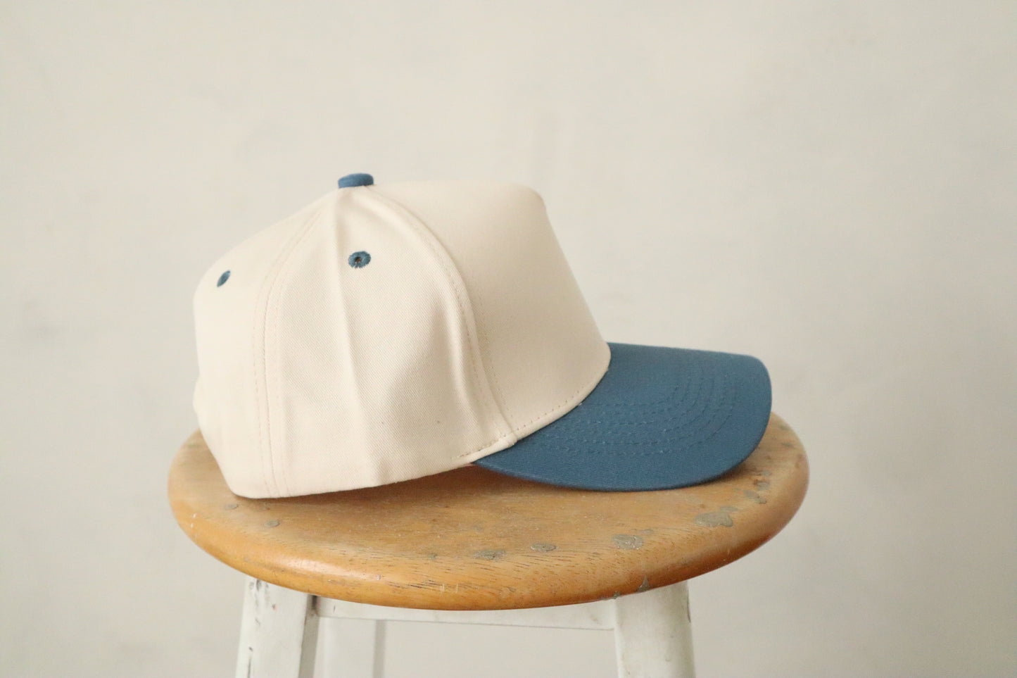 Wholesale Blank Baseball Cap Two Tone Baseball Cap
