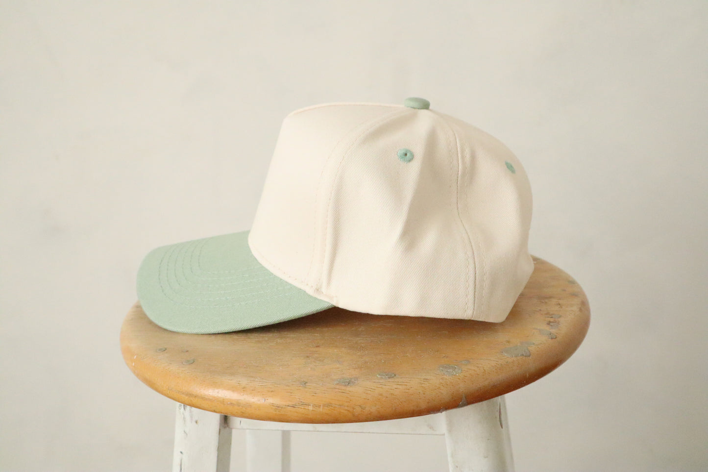 Wholesale Blank Baseball Cap Two Tone Baseball Cap